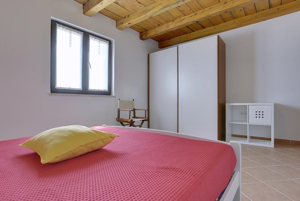 Apartments Susanna Ližnjan Екстериор снимка